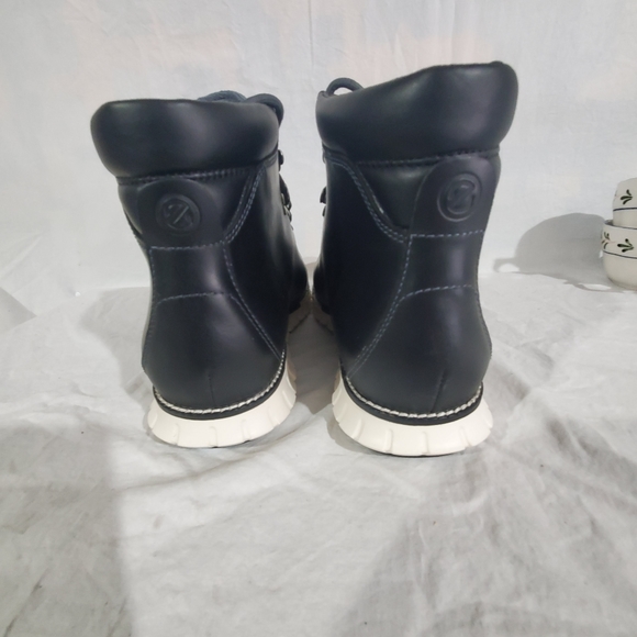 Cole Haan  Men's Zerogrand  Casual Hiker Waterproof Chukka Boot  Size 10 1/2 - Picture 4 of 5